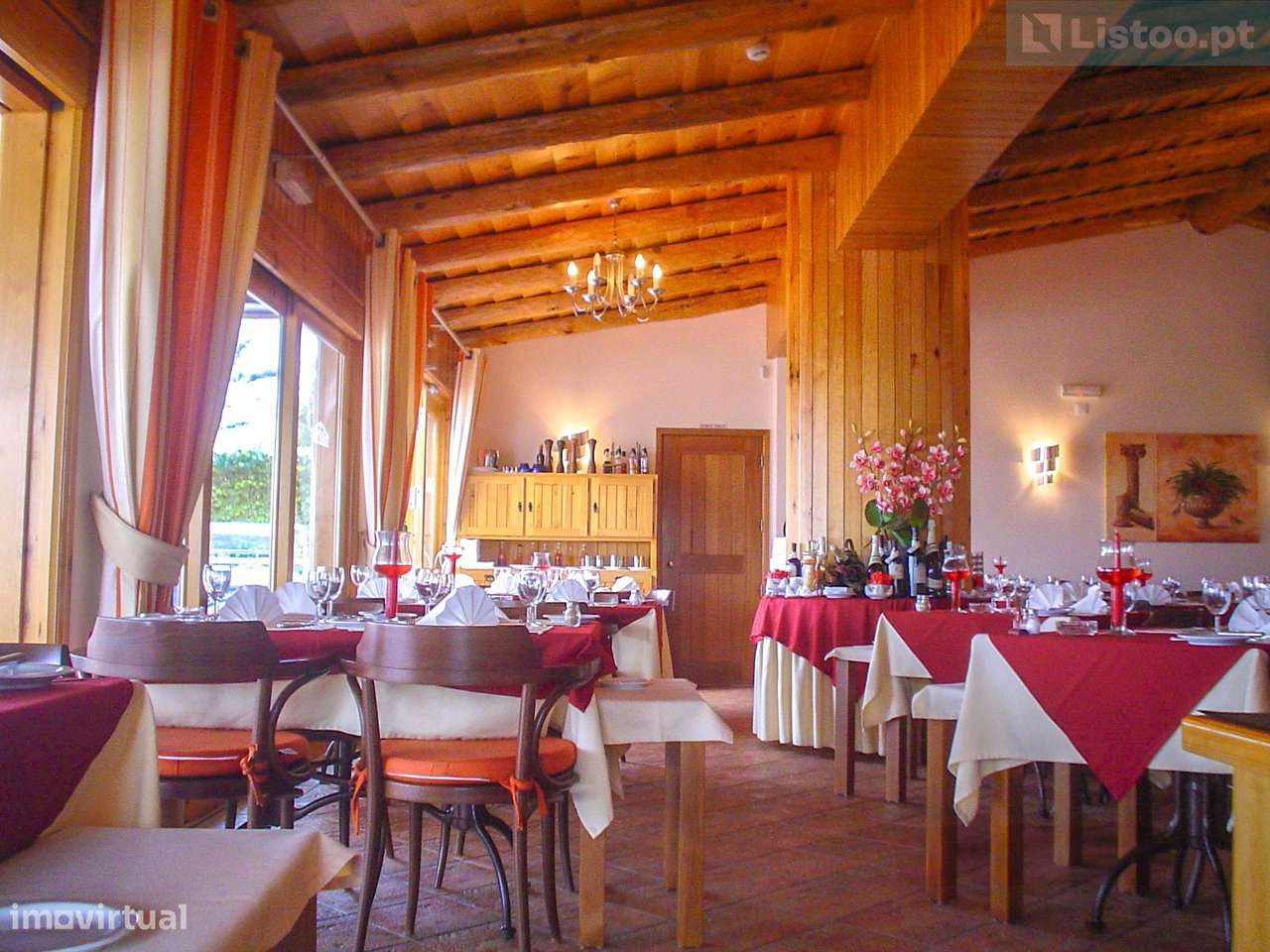 Restaurante Italiano à Venda em Lagoa - Grande imagem: 1/23