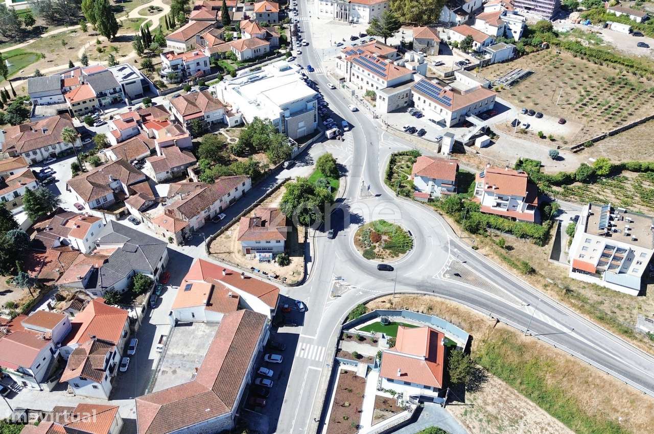 Moradia T6 em Alijó-27