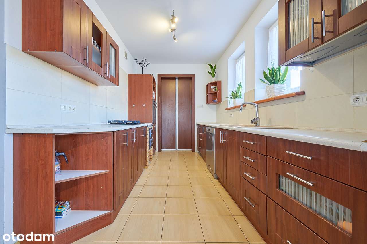 Szewce – dom 280 m² na działce 1680 m², 12 km od Kielc-6