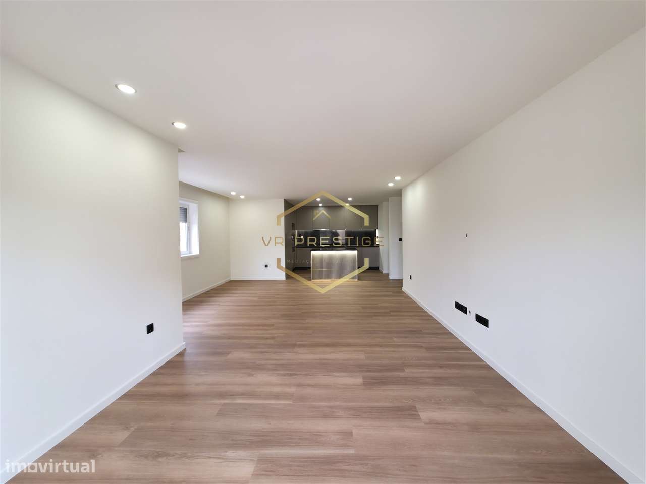 Apartamento T3 Venda em Póvoa de Varzim, Beiriz e Argivai,Póvoa de Var-0