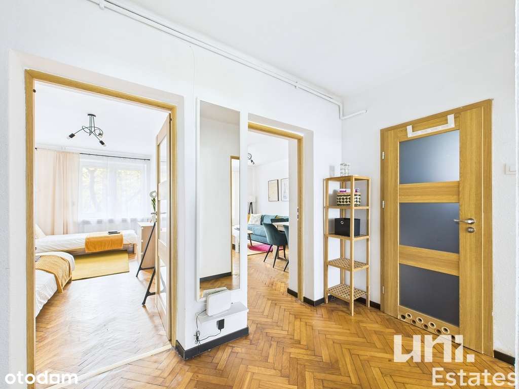 3- pokojowe mieszkanie na spokojnym osiedlu-2