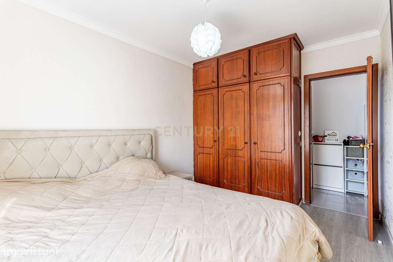 Apartamento T2 na Quinta da Maranhota em Vialonga-9