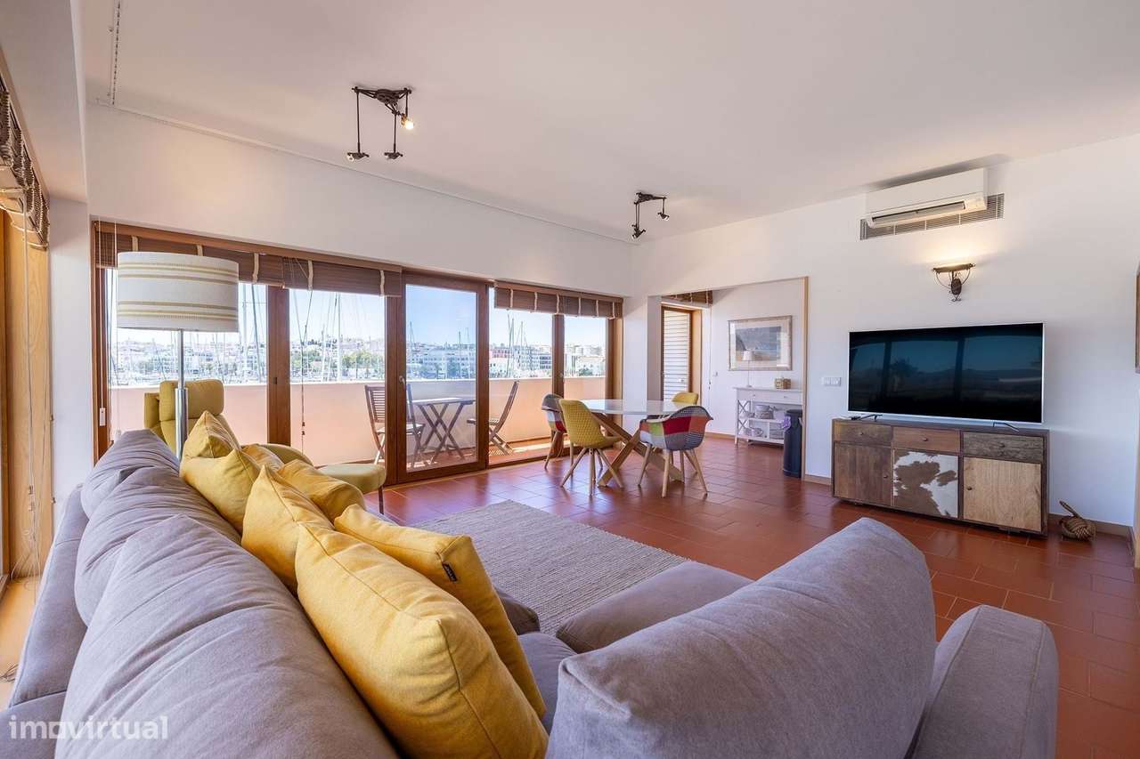 APARTAMENTO DE 2 QUARTOS EM PRIMEIRA LINHA DA MARINA - LAGOS - Grande imagem: 4/32