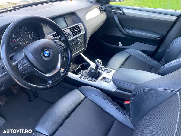 BMW X3 xDrive2.0d - 12