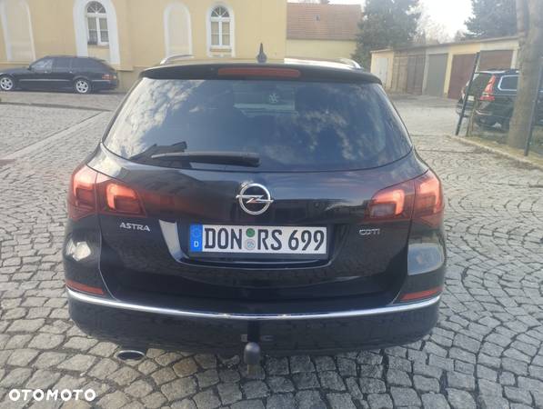 Opel Astra 2.0 CDTI Exklusiv - 27