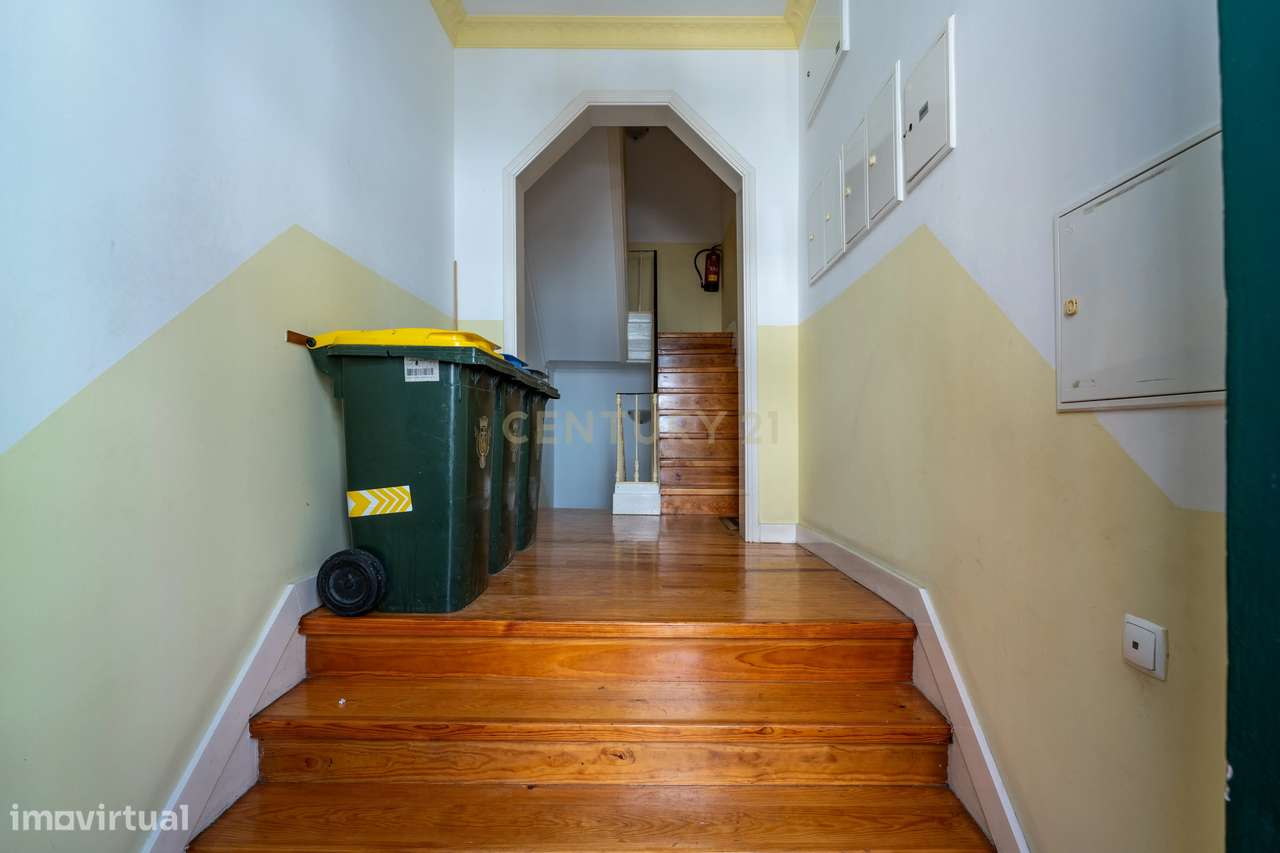 T2 em Campo de Ourique com Pátio de 23m²-22