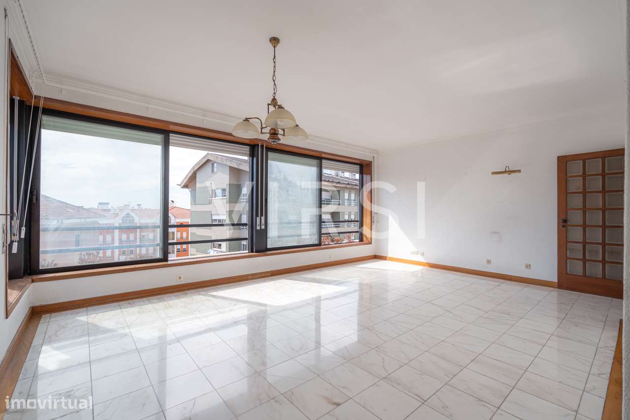 Apartamento T3 duplex c/ garagem em Coimbra - Celas-5