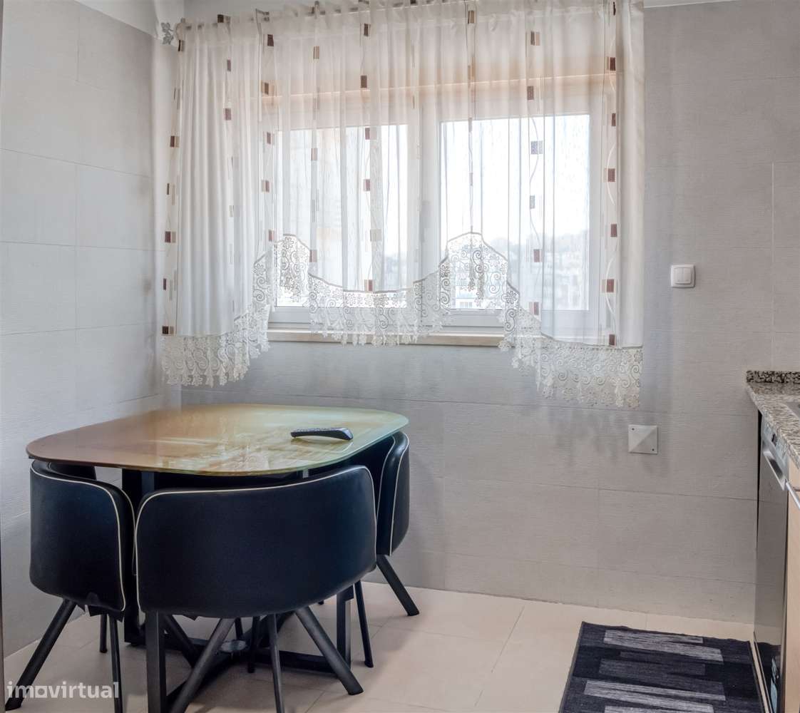 Apartamento T2 Venda em Póvoa de Santo Adrião e Olival Basto,Odivelas-29