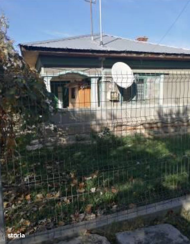 Cota 1/2 casa si teren-com. Poienarii Burchii, jud.Prahova-id R1929057