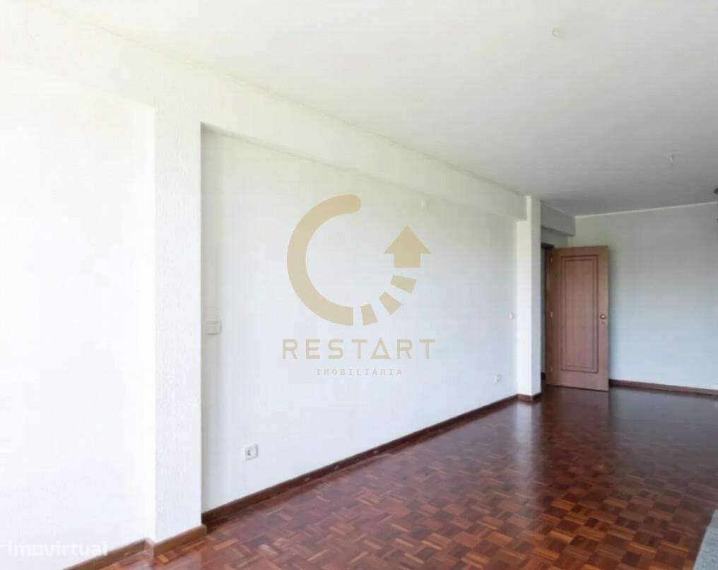 Apartamento T1 com Potencial de Modernização – Matosinhos-6