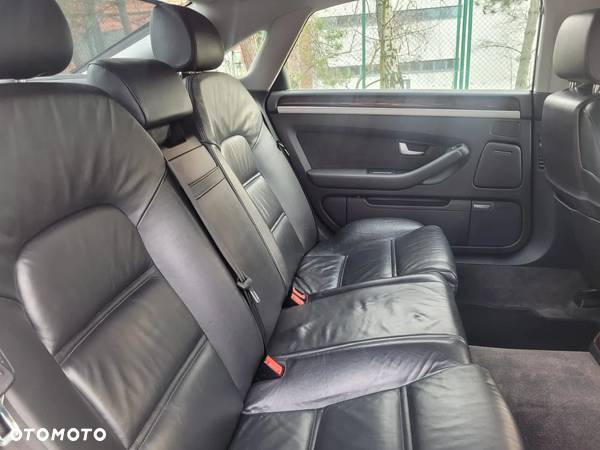 Audi A8 4.2 TDI L Quattro - 6