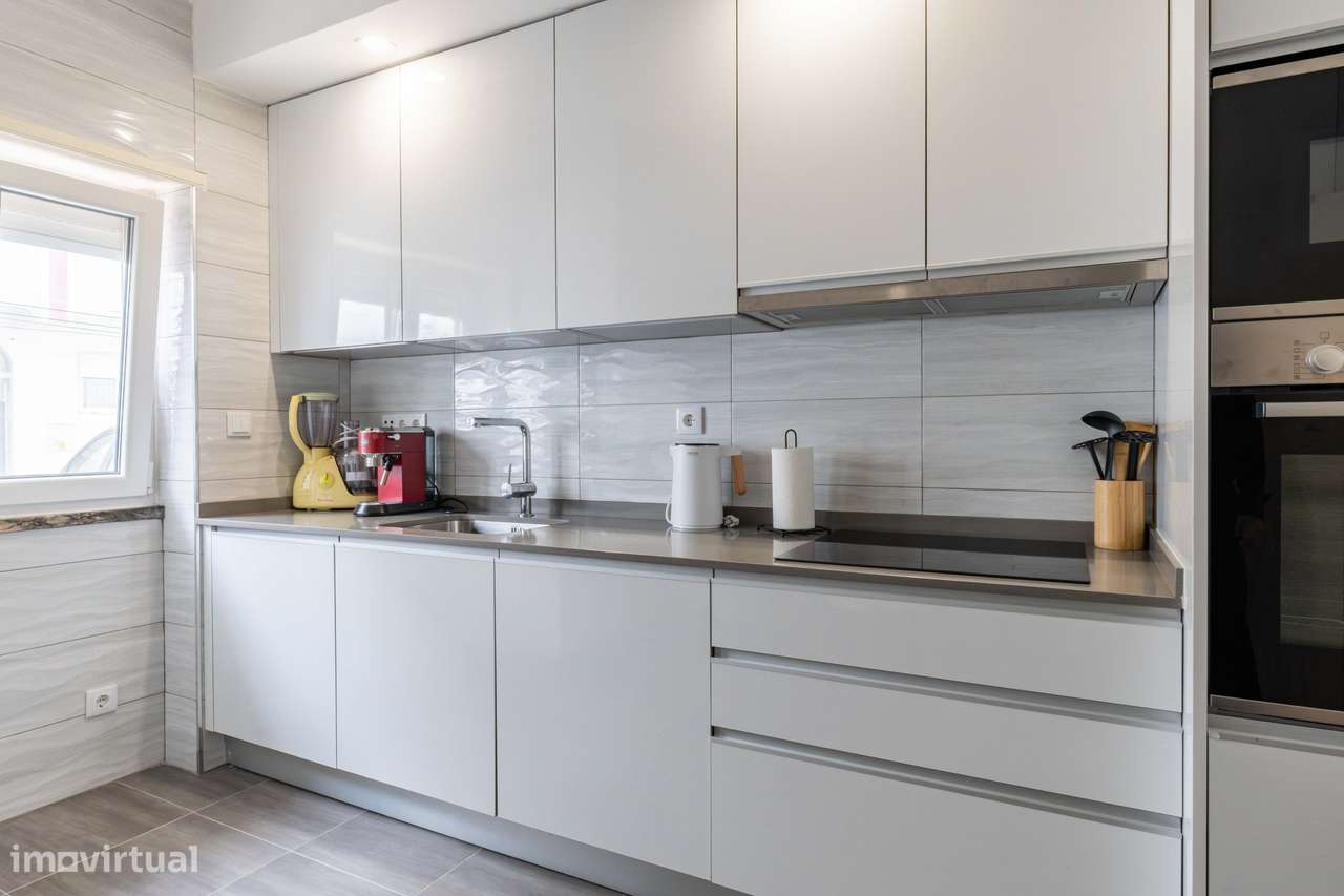 Excelente apartamento T2 no Pinhal Novo-10