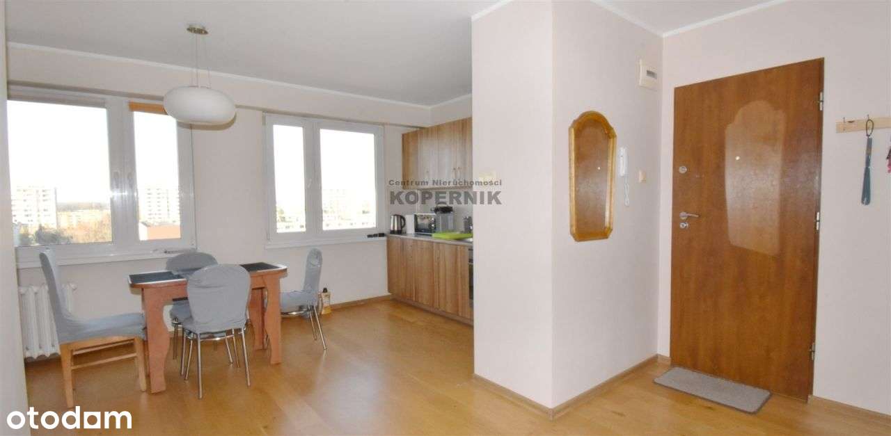 60 m2 z oieknym widokiem, po remoncie - Pełny obrazek: 3/16