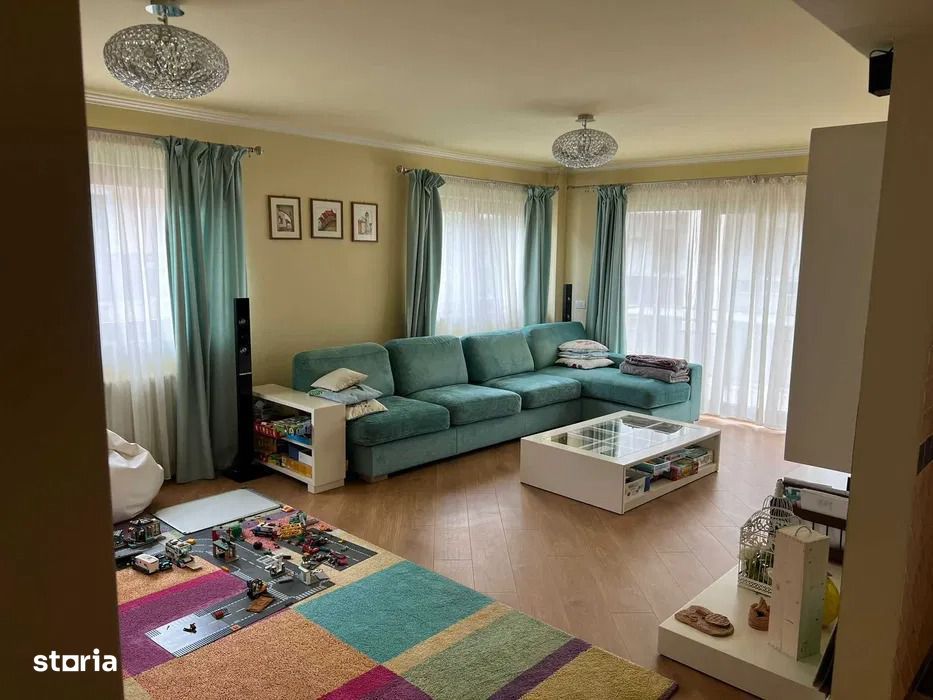 Apartament cu 4 camere de vanzare in Buna Ziua