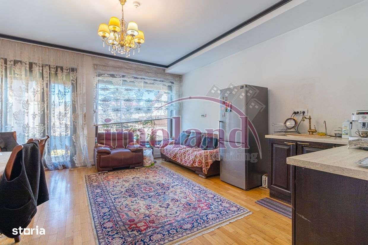 Vila cu piscina si garaj - 6 dormitoare - Pantelimon-9