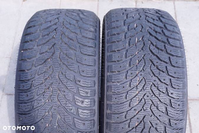 2x Nokian Hakkapeliitta 9 245/40/20 99T XL - 1