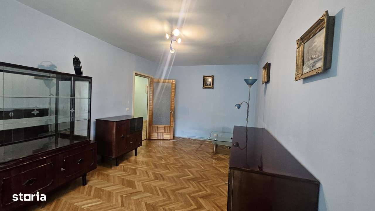 APARTAMENT 3 CAMERE , PIATA RAHOVEI-3