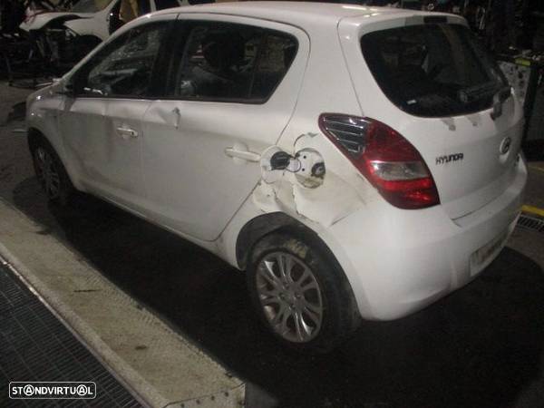 Carro MOT: D4FC CXVEL: M5CF2-1 HYUNDAI  I20 1 FASE 1 2009 1.4CRDI 90CV 5P BRANCO DIESEL - 2