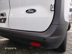 Ford Transit Courier - 21