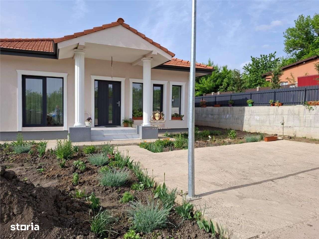 Casa parter cu 3 dormitoare 2 bai  Bucium -Visani! Comision 0!-3