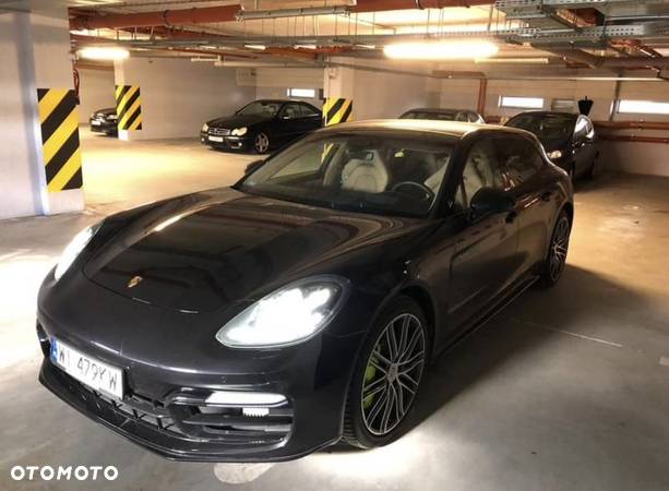 Porsche Panamera 4S E-Hybrid Sport Turismo - 1