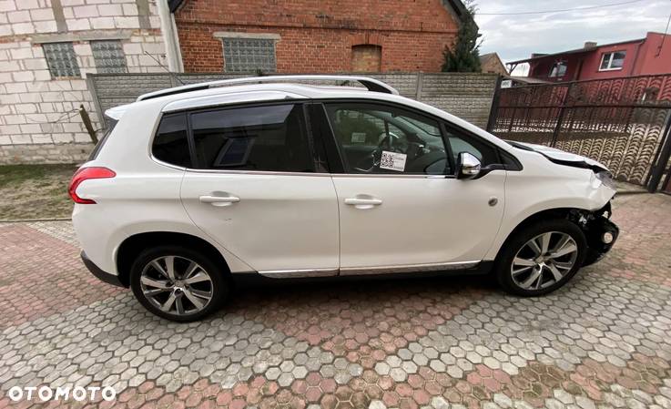 Peugeot 2008 PureTech 130 Allure Pack - 6