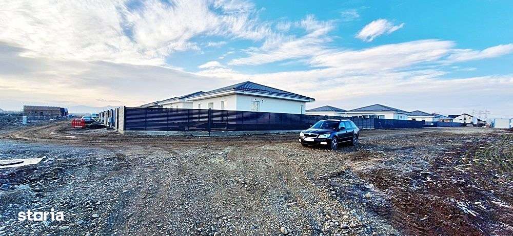 Teren pentru casa generos 1284mp, parcelabil, Brasov spre Harman, 80 e - Imagine principală: 3/10