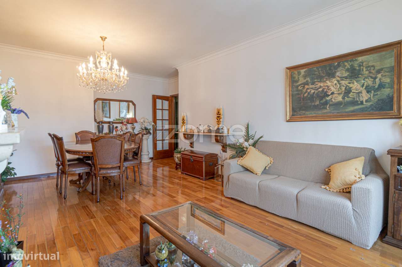 Apartamento T3 com suíte e excelentes áreas no coração de Matosinho... - Grande imagem: 1/34