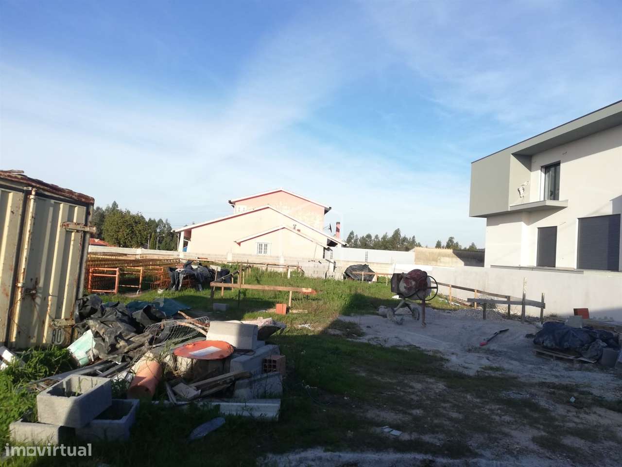 Moradia T4 geminada - Grande imagem: 3/14