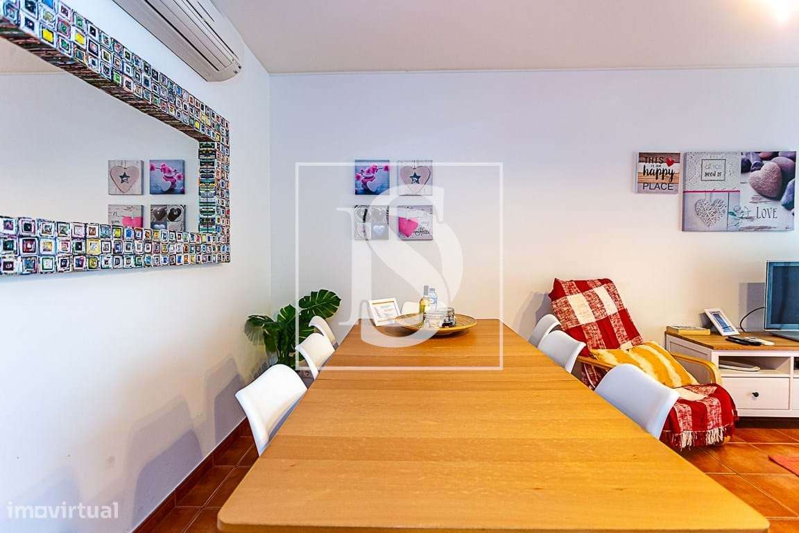 Apartamento T2 com piscina-8