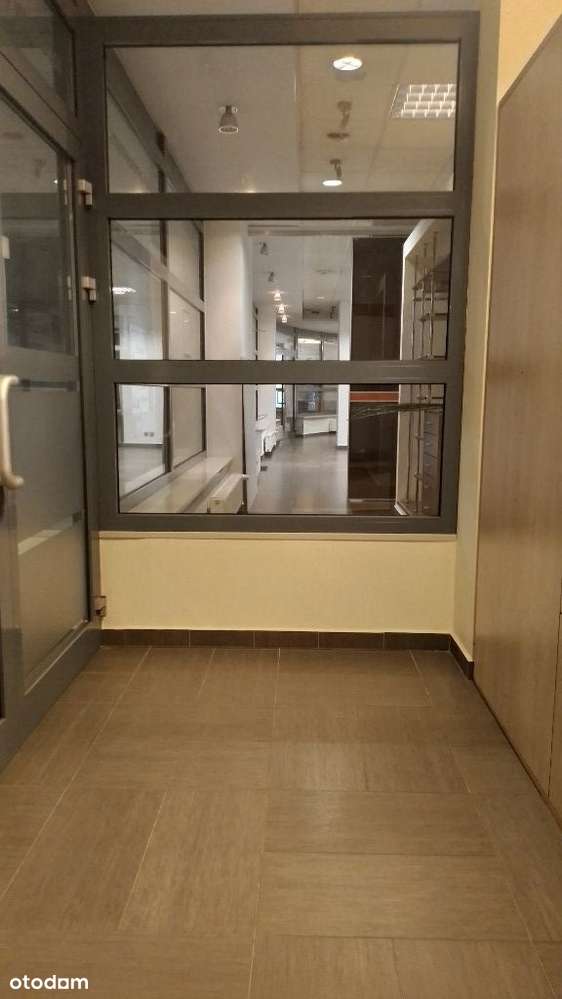 Sprzedam atrakcyjny lokal użytkowy-14