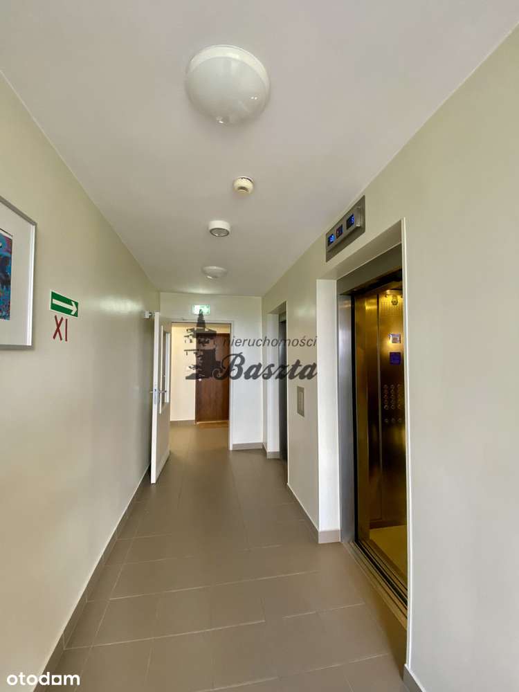 Na sprzedaż 71 m2, 11 p, słynny "Młotek", Smolna 8-10