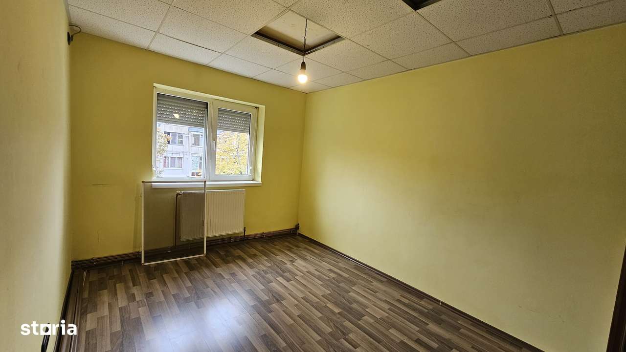 Apartament in zona Siderurgistilor Vest - 3 camere 73000 Euro - Imagine principală: 5/14