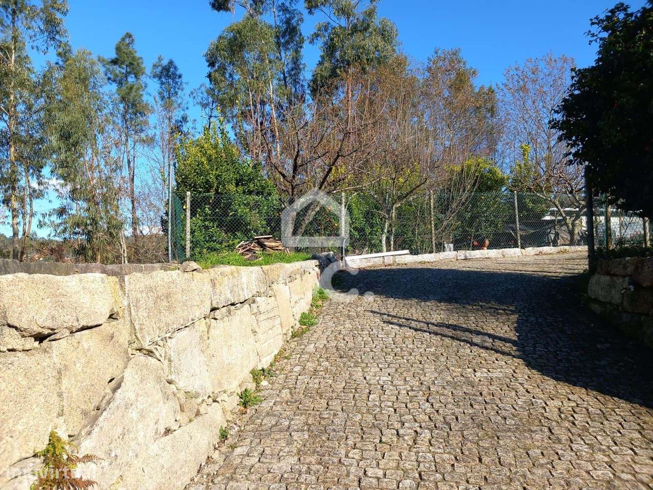 Moradia Totalmente em Pedra em Revelhe (Fafe)  Excelente oportunidade-21