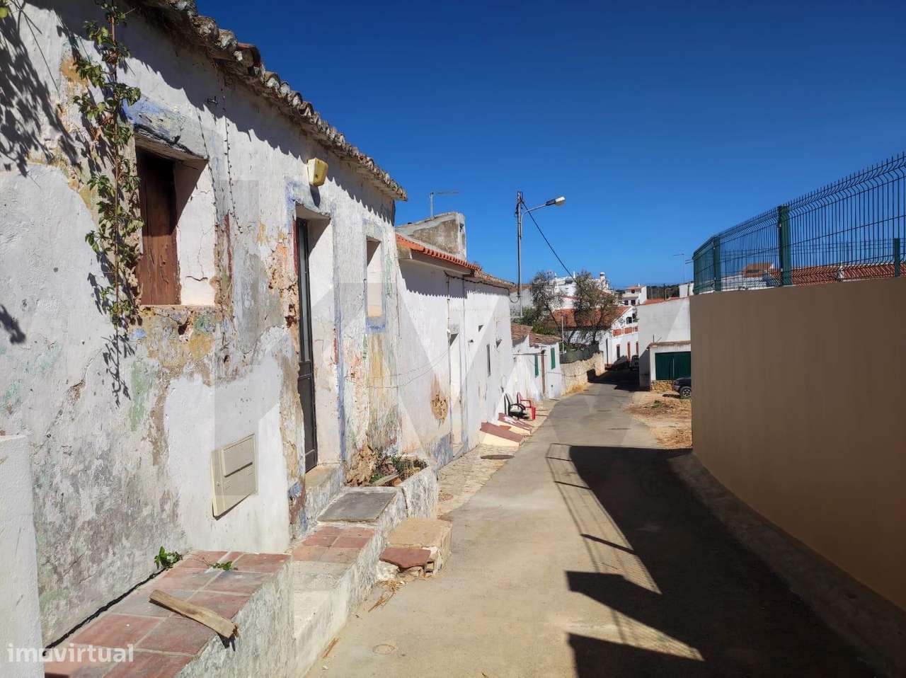 Quinta no Centro do Algoz - Silves com 5.720 m2 - Grande imagem: 4/9