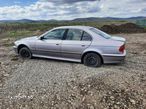 Dezmembrez BMW E39 520i - 2