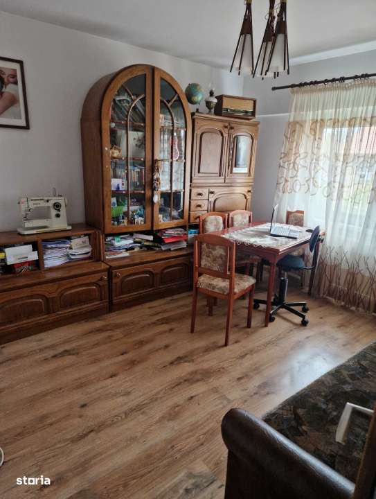 De vanzare apartament 3 camere – Satu Mare, Carpati II, Str. Codrulu - Imagine principală: 4/6