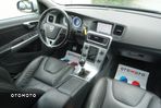 Volvo V60 D3 R-Design - 13