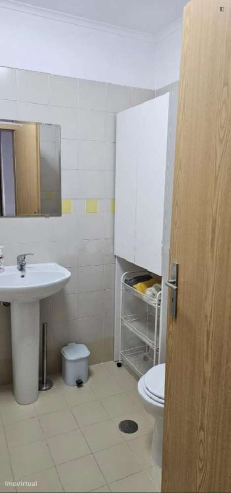 Quarto - localizado em Lumiar Lisbon - Grande imagem: 3/10