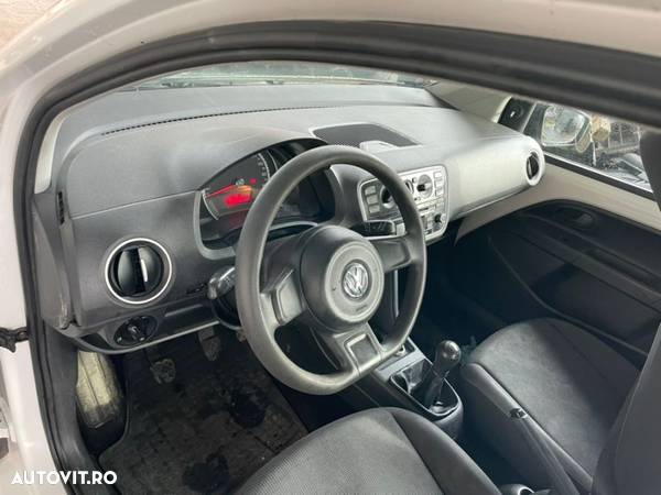 piese auto vw Up Skoda Citigo seat din 2013 motor 1000 MPI benzina chy cutie viteze planetara model in 4 uși dezmembrez  airbaguri centuri polița portbagaj broasca scaune bancheta - 8