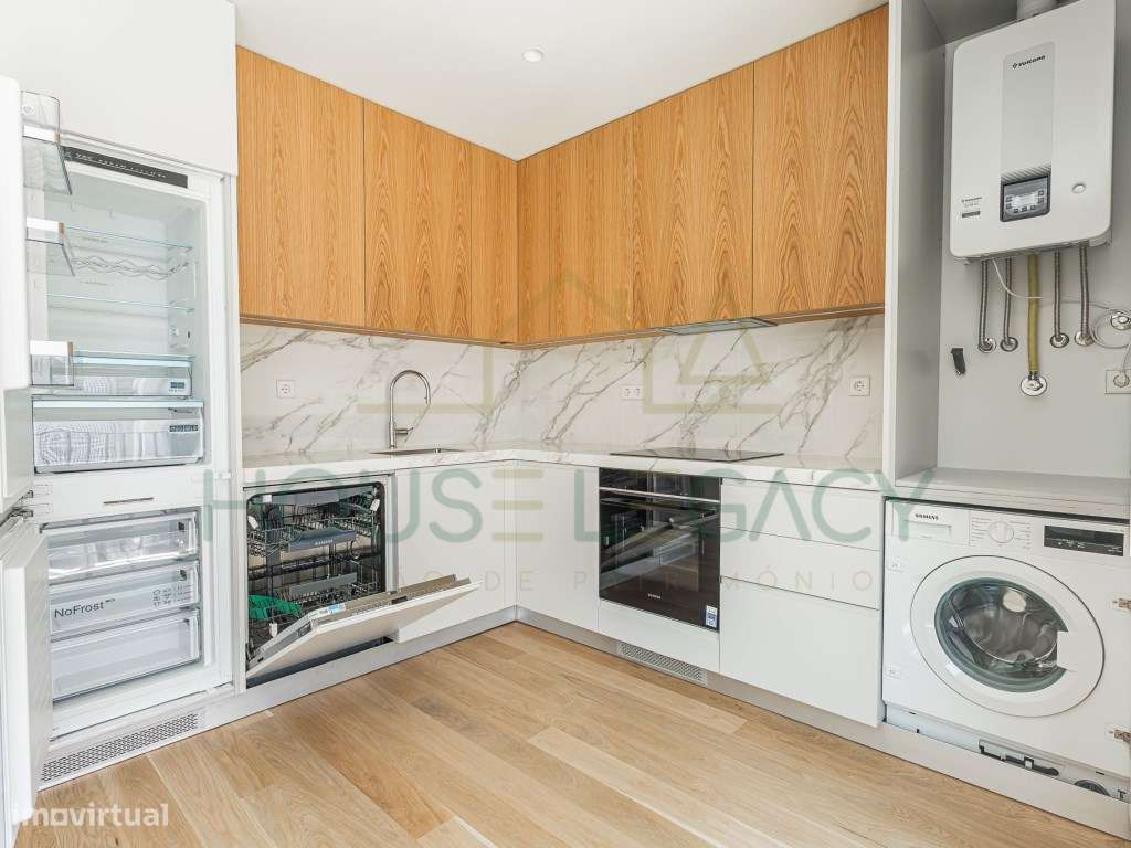 Apartamento T2 na Baixa - Rua de Camões-16