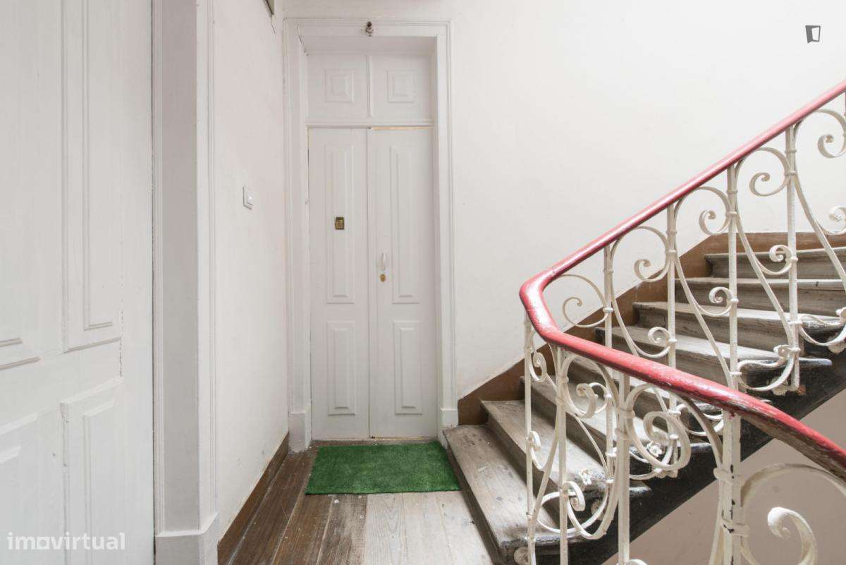 Quarto - localizado em Arroios Lisbon - Grande imagem: 4/8