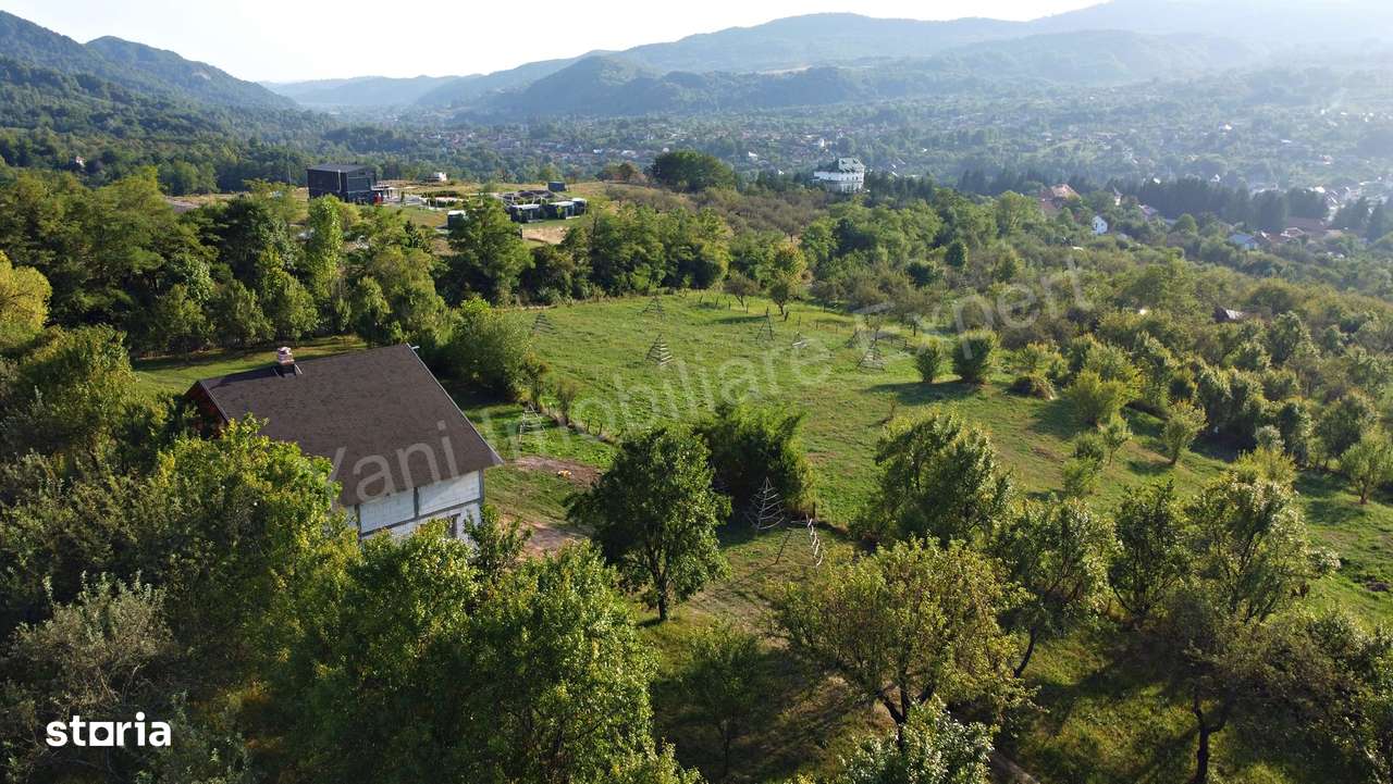 Casă de vânzare în comuna Corbeni, județ Argeș. - Imagine principală: 3/10