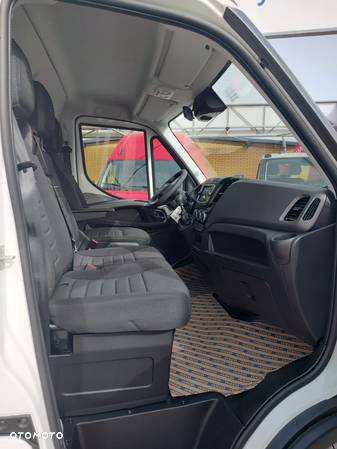 Iveco Daily 35S18H - 28