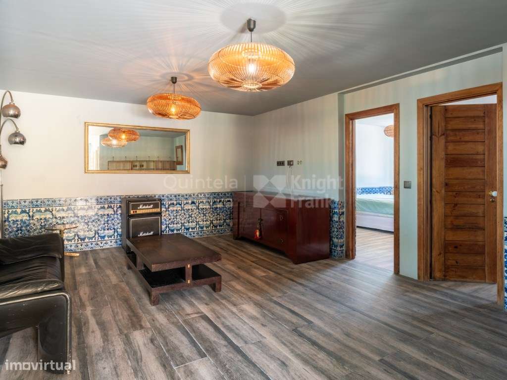 Moradia T5+T1 com móveis e vista mar para arrendar na Parede - Grande imagem: 3/46