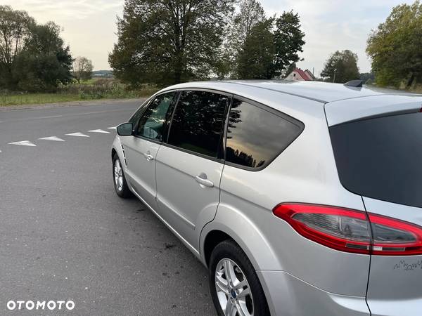 Ford S-Max 2.0 TDCi DPF Champions Edition - 31