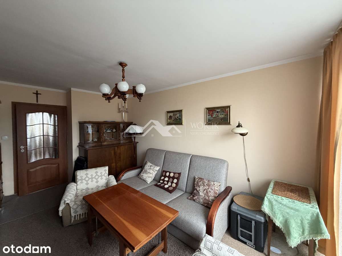 KLucze w biurze Zadbane 3M osobna kuchnia Centrum-18