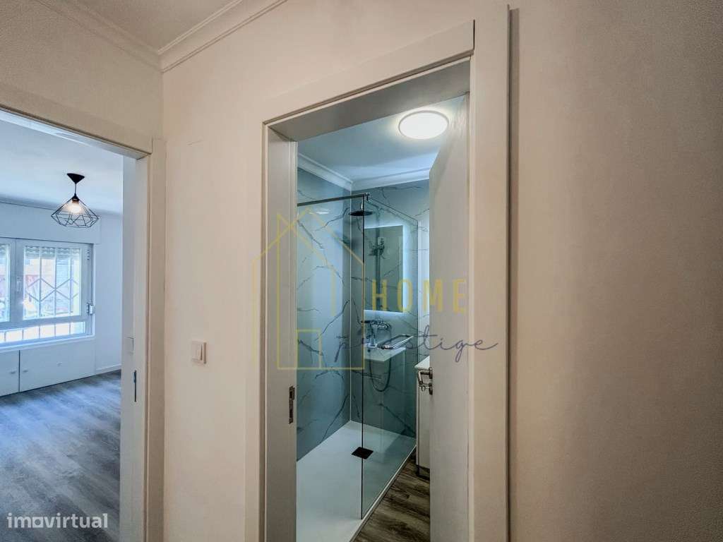 Fantástico Apartamento T2 Remodelado no Monte da Caparica-14