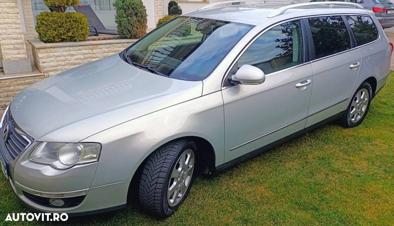 Volkswagen Passat Variant 2.0 TDI Highline DPF DSG - 1