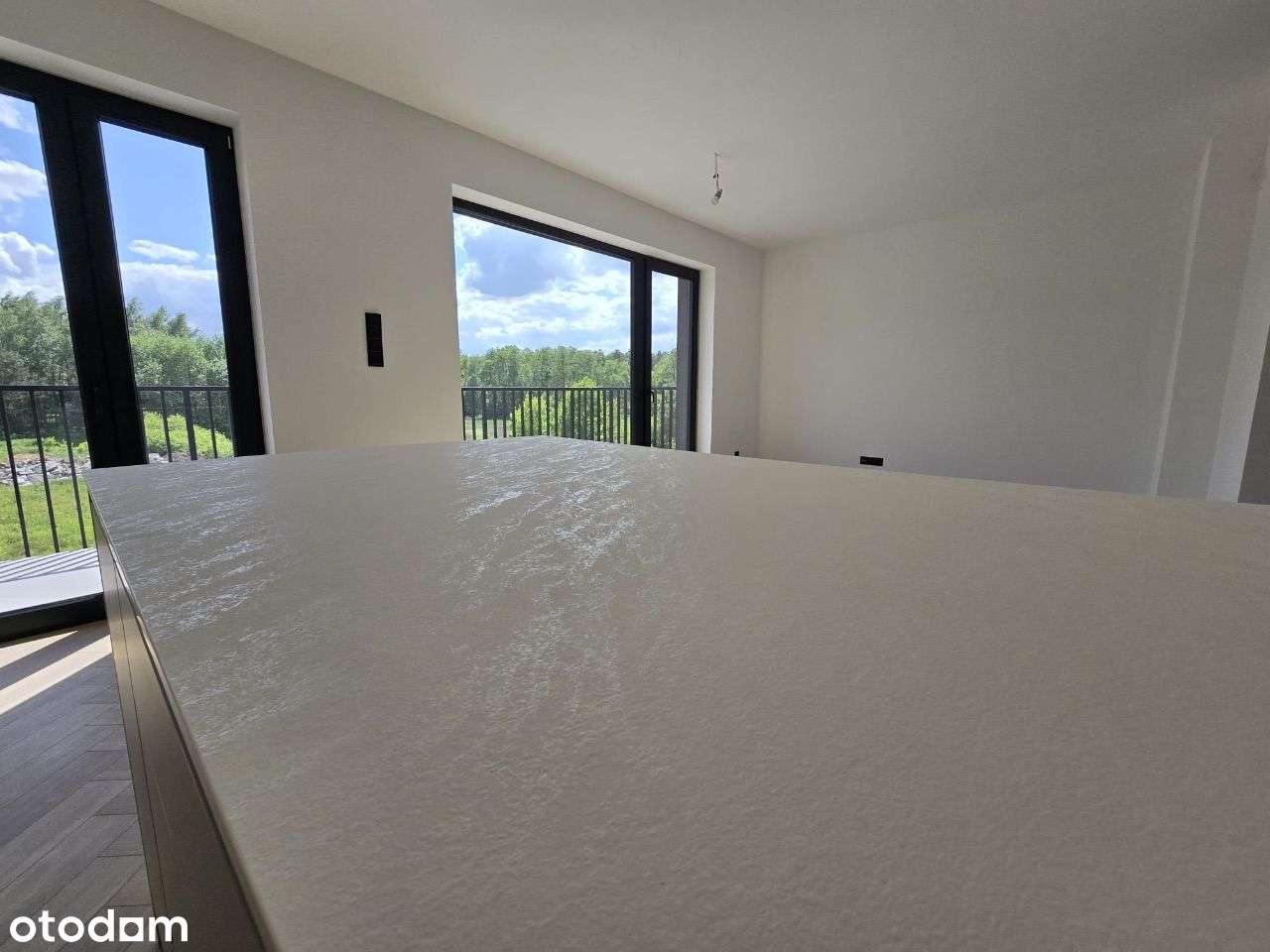 Mieszkanie z tarasem i garażem! 31C-2